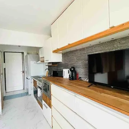 Pour 3 Personnes Apartment Vallauris