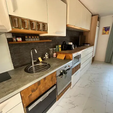 Pour 3 Personnes Apartment Vallauris